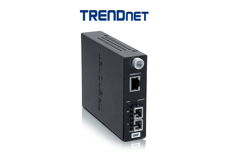 TRENDnet TFC-1000S20 Intelligent 1000Base-T to 1000Base-FX Single Mode SC Fiber Converter (20KM) TRENDnet TFC-1000S20 Intelligent 1000Base-T to 1000Base-FX Single Mode SC Fiber Converter (20KM)